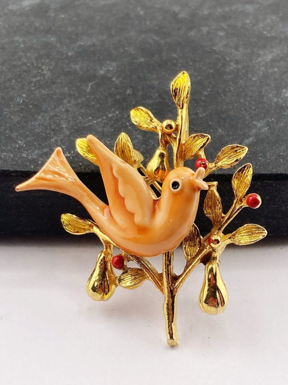 ART (brand) Vintage partridge in a pear tree enamel and gold tone metal brooch